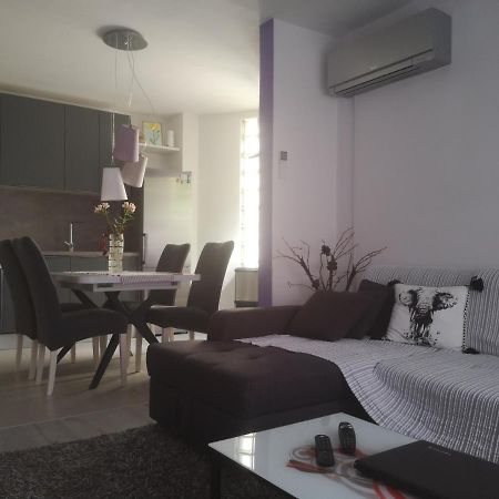 Apartman Emanuel พูลา ภายนอก รูปภาพ