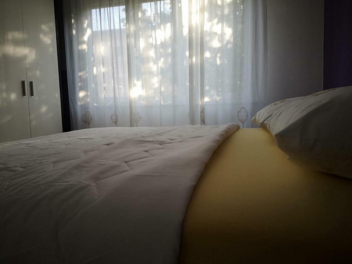 Apartman Emanuel พูลา ภายนอก รูปภาพ