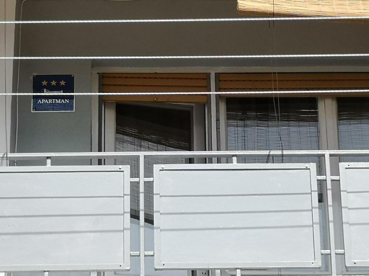 Apartman Emanuel พูลา ภายนอก รูปภาพ